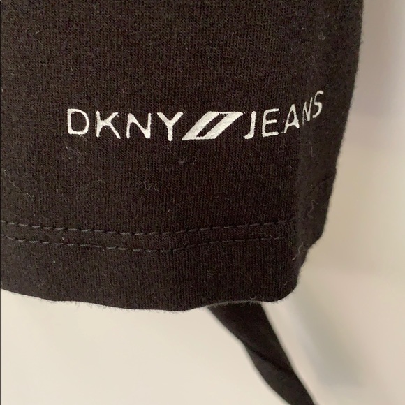 DKNY Tee Large NWT - Picture 3 of 5